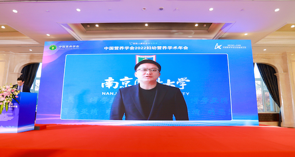 胡斌.jpeg 胡斌.jpeg